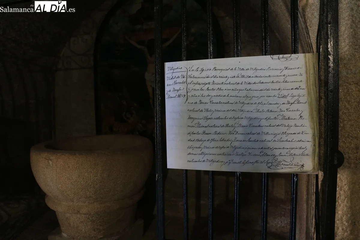 Homenaje a Vidal González Arenal con una pequeña exposición de su obra en la iglesia de Vitigudino / CORRAL