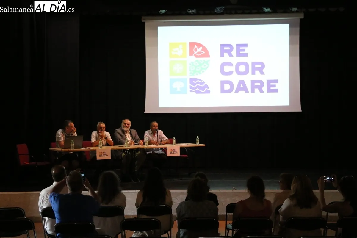 Presentación del proyecto Re-cordare en Monleras / CORRAL