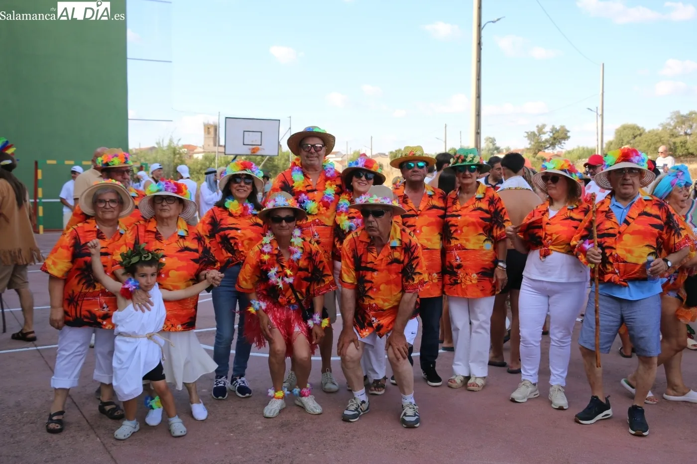 El desfile de disfraces de las fiestas de San Cristóbal en Guadramiro llegó el año pasado para quedarse / CORRAL 