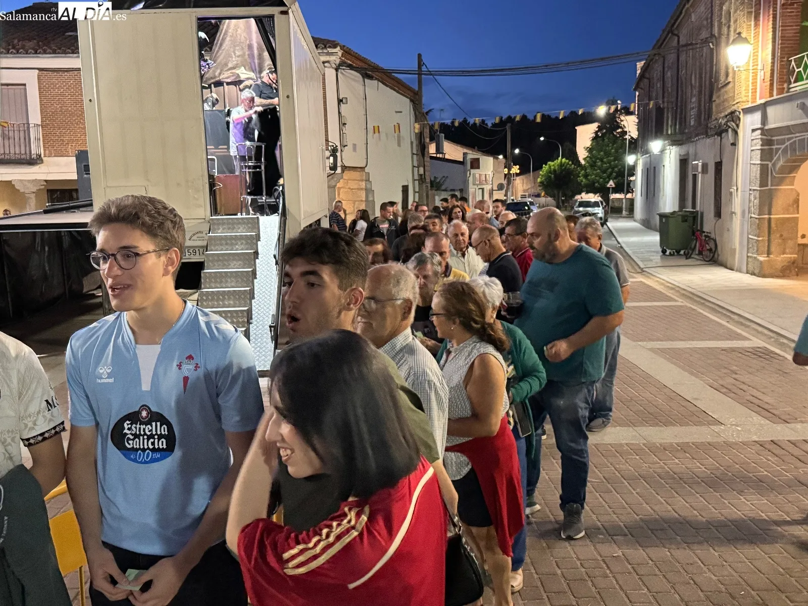 Foto 7 - R&eacute;cord de participaci&oacute;n para la multitudinaria y familiar parrillada de las fiestas patronales en Santiago de la Puebla