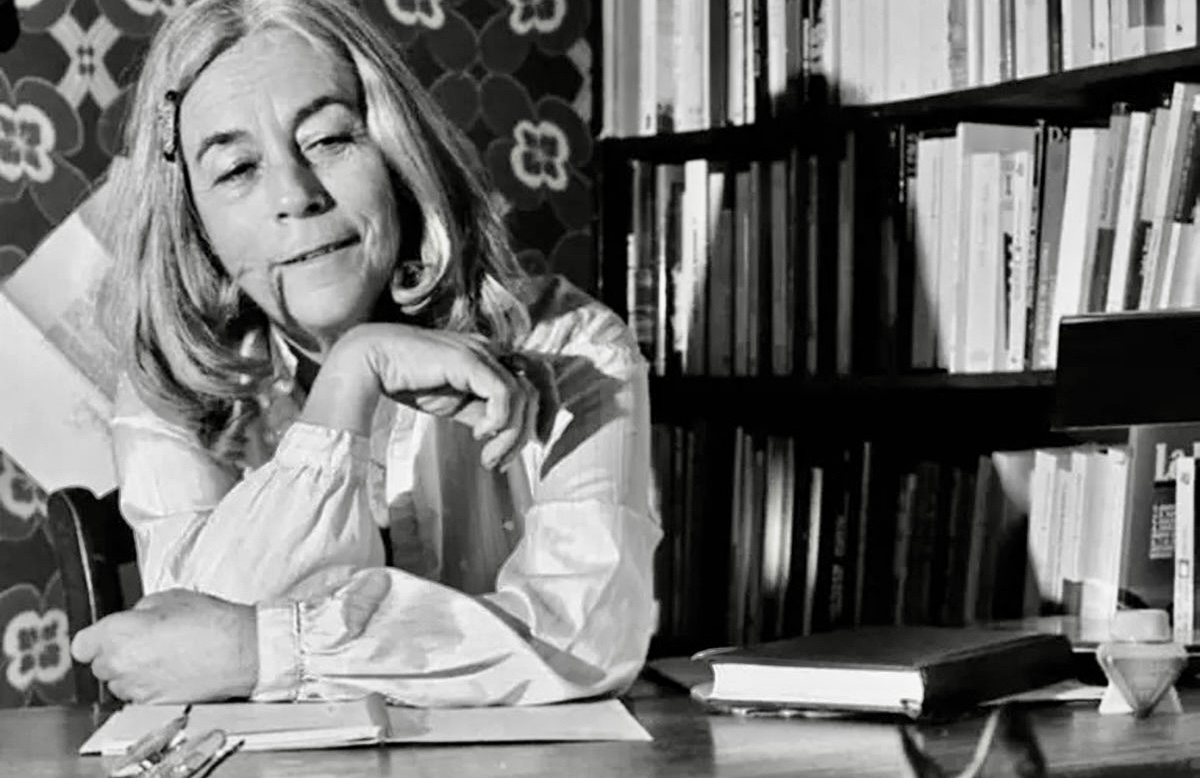 Peñaranda presenta la exposición ‘La ciudad, el libro, la palabra’: Homenaje a Carmen Martín Gaite en su centenario