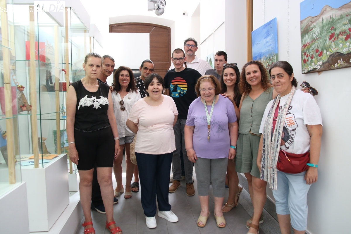 Exposición de Asprodes Vitigudino: Arte sin barreras