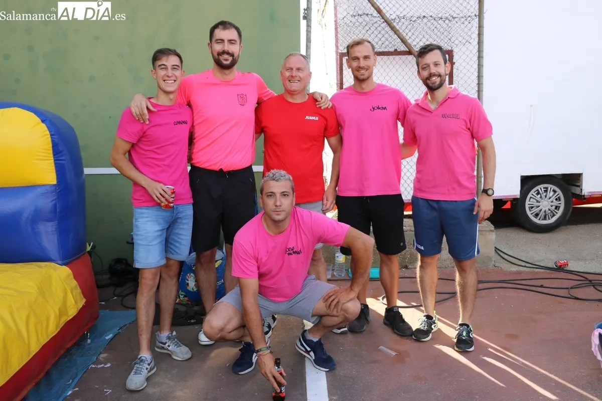 Divertido Gran Prix de peñas organizado en Villasbuenas por Encierros Infantiles Huertos / CORRAL