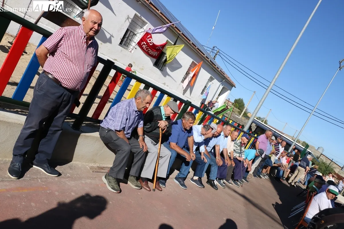 Divertido partido de pelota que protagonizaron Beobide y Corredera contra Galgo IV y Nuevo / CORRAL  