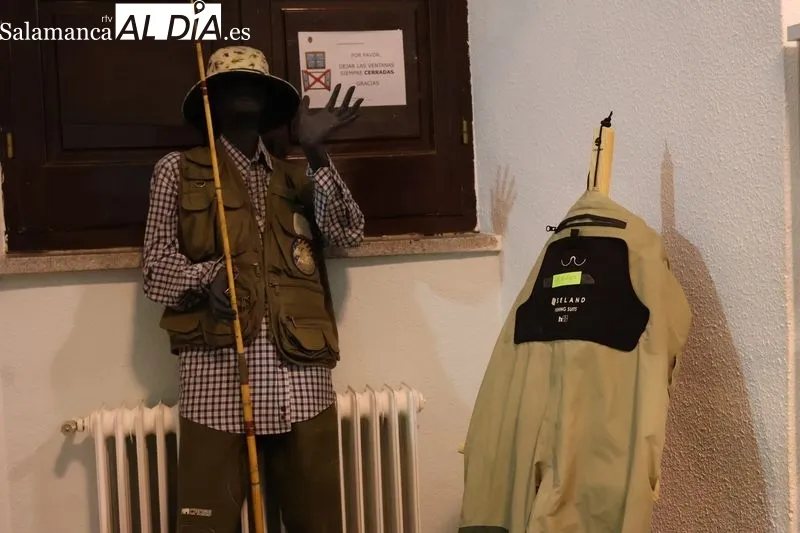 Foto 3 - El Club de Pesca Santa Teresa inaugura una exposici&oacute;n con m&aacute;s de 250 piezas sobre las antiguas artes de pesca