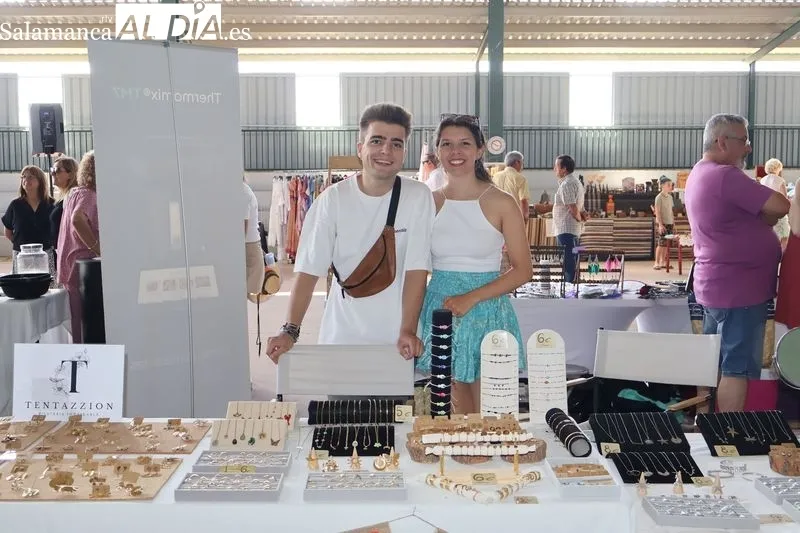 Foto 18 - Galinduste celebra su IX Feria Agroalimentaria con tradici&oacute;n, gastronom&iacute;a y humor
