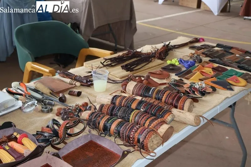 Foto 16 - Galinduste celebra su IX Feria Agroalimentaria con tradici&oacute;n, gastronom&iacute;a y humor