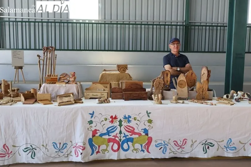 Foto 7 - Galinduste celebra su IX Feria Agroalimentaria con tradici&oacute;n, gastronom&iacute;a y humor