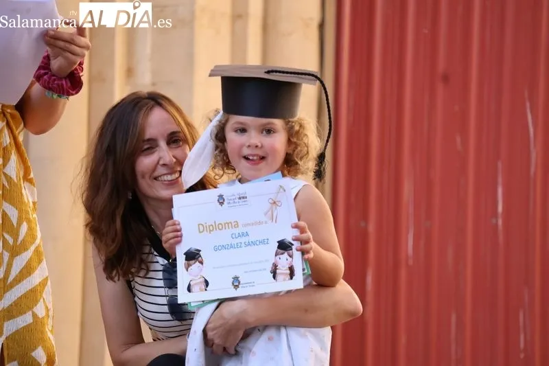 Foto 14 - La Escuela Infantil Municipal de Alba de Tormes celebra su tradicional acto de graduaci&oacute;n en la Bas&iacute;lica