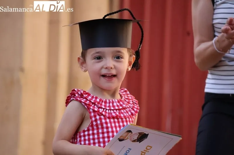 Foto 5 - La Escuela Infantil Municipal de Alba de Tormes celebra su tradicional acto de graduaci&oacute;n en la Bas&iacute;lica