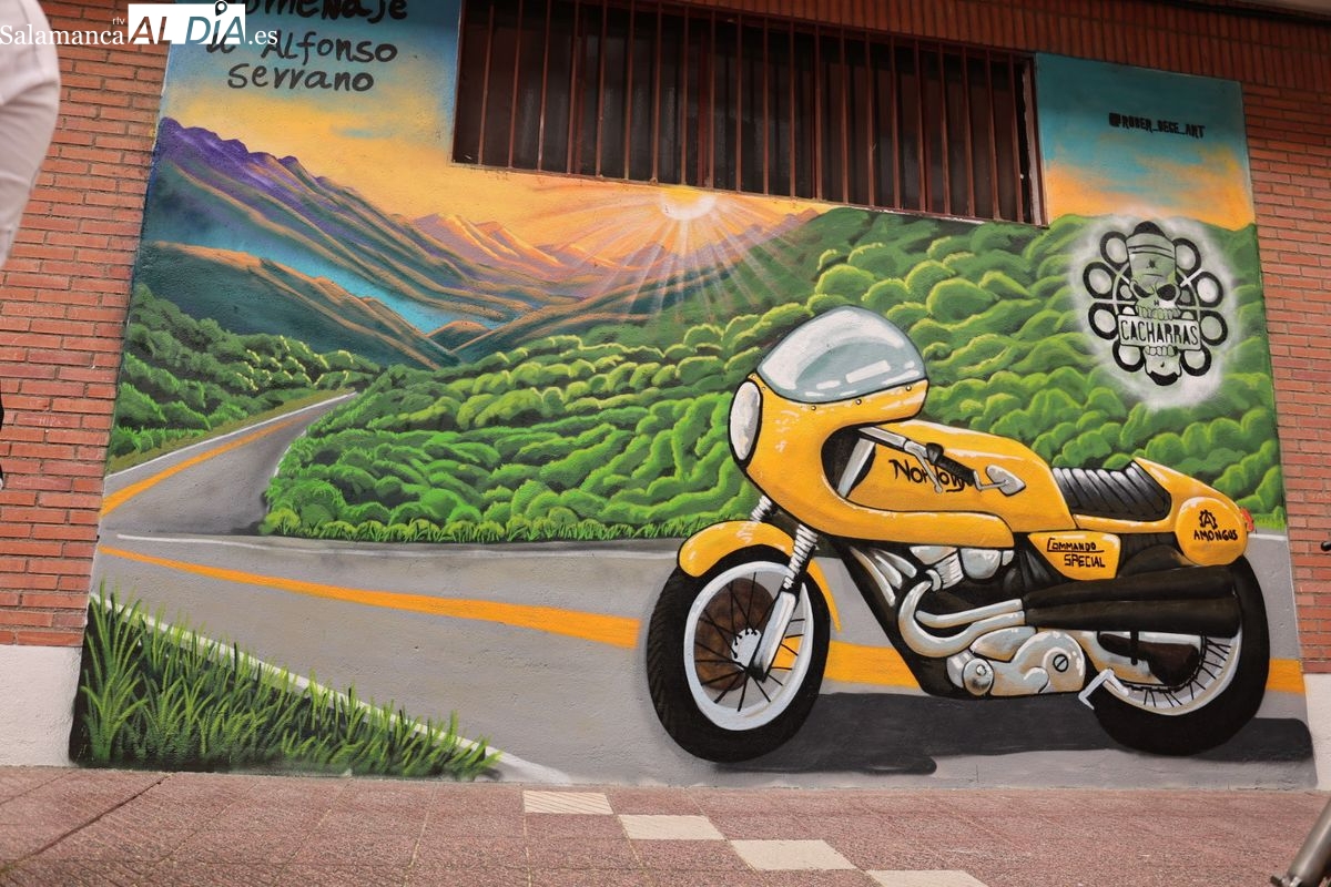 Santa Marta inaugura un mural para Alfonso Serrano, creador del Museo de la Moto