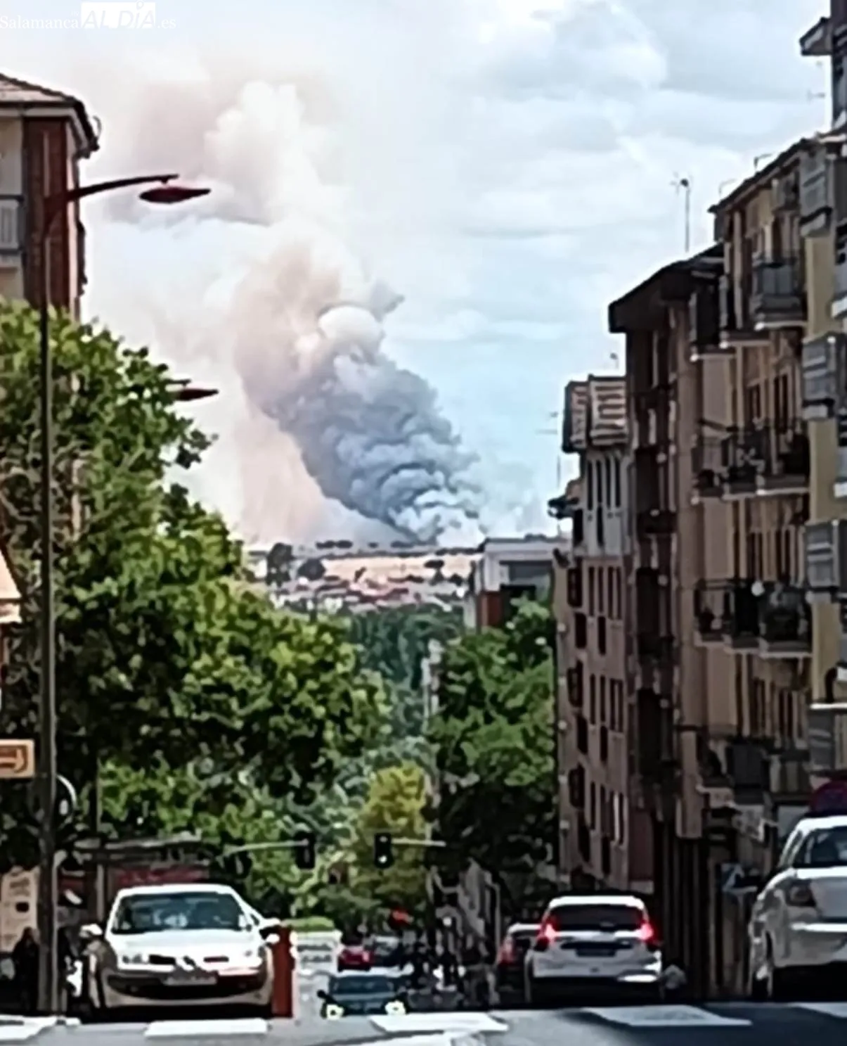 Vistas desde Salamanca del incendio en Pelabravo y Calvarrasa de Abajo