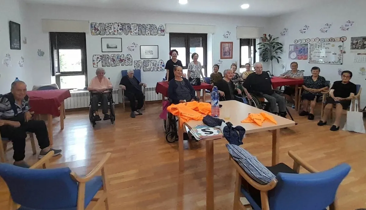 Foto 5 - Los Voluntarios de la Palabra concluyen el primer semestre de visitas a residencias