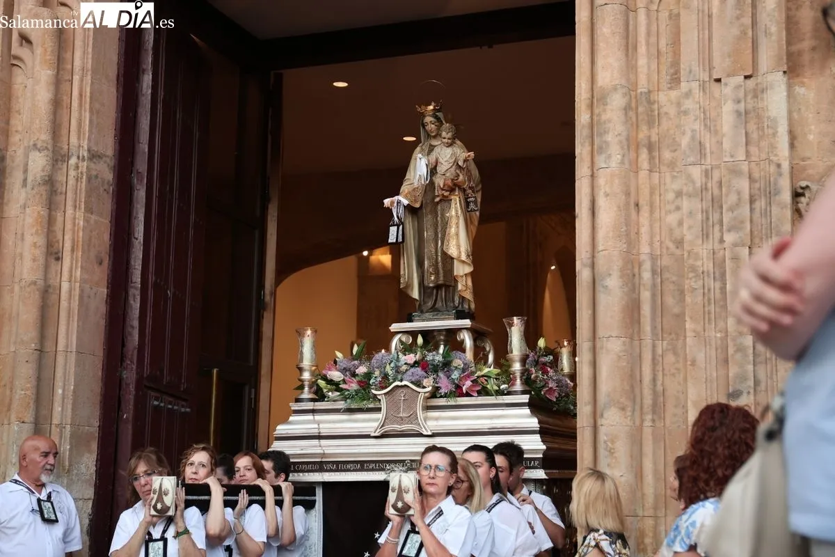 Procesión de la Virgen del Carmen de Abajo en Salamanca. Foto: David Sañudo