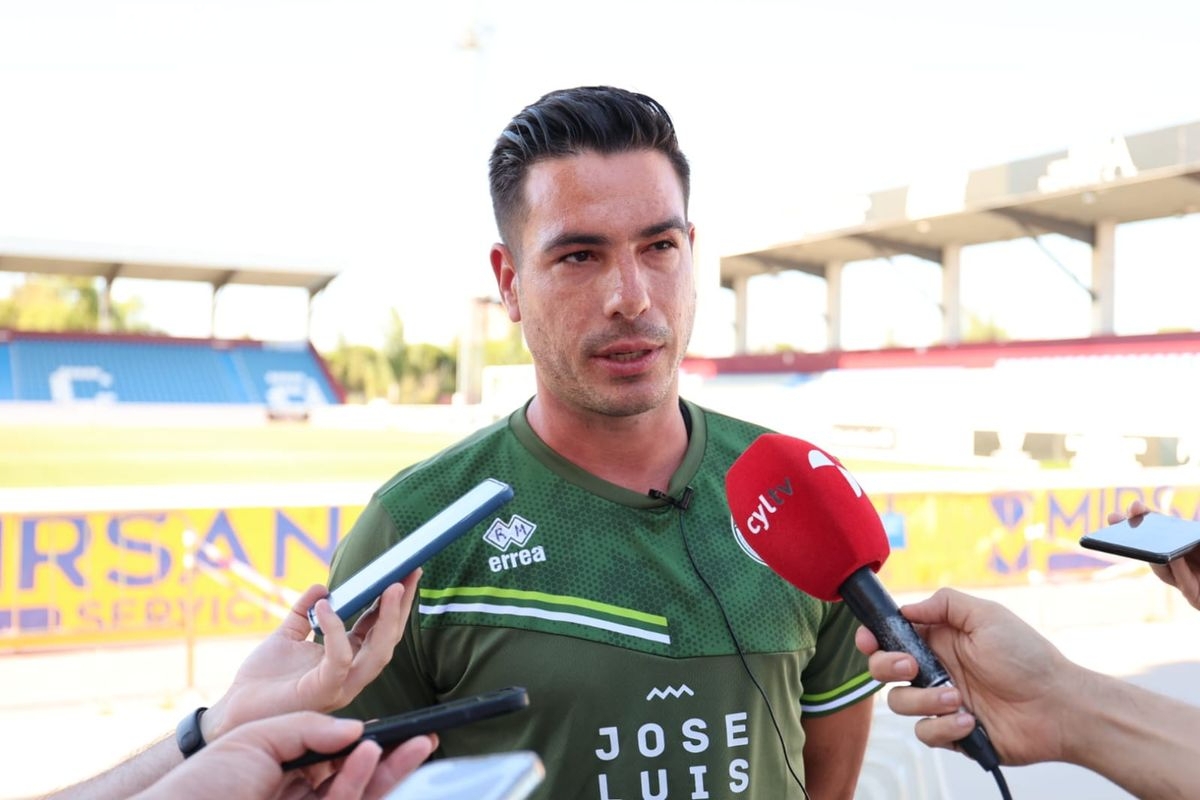 Ramiro Mayor marca la permanencia como objetivo de Unionistas