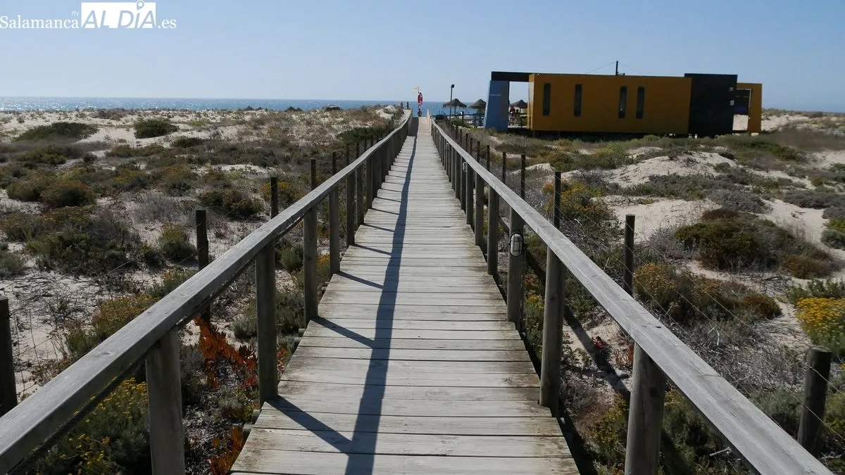 Santa Cruz, un refugio para surfistas y amantes del veraneo atlántico | Fotos: MARTÍN-GARAY