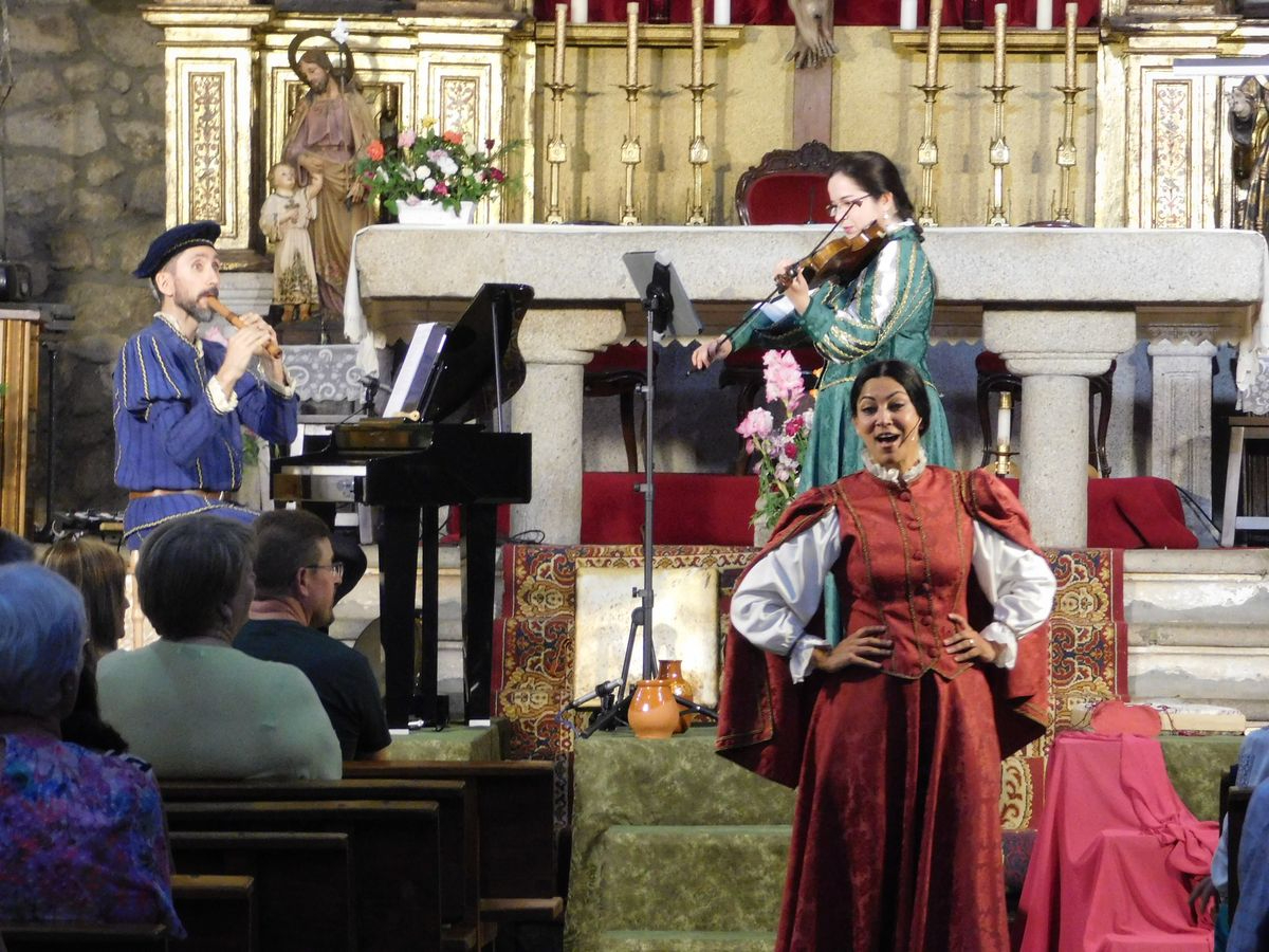 Arcos y Ecos emociona en San Martín del Castañar