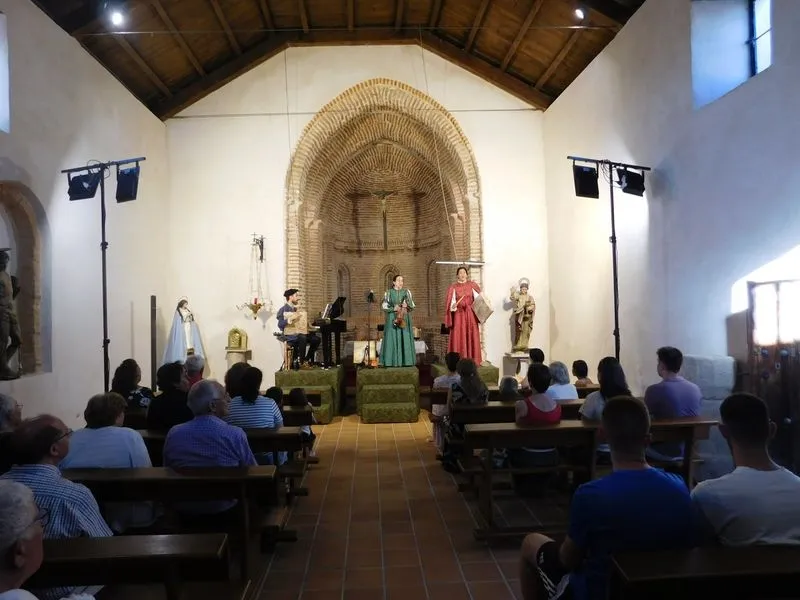 Foto 4 - La joya mud&eacute;jar de Turra de Alba se rinde a la magia de 'Arcos y Ecos'