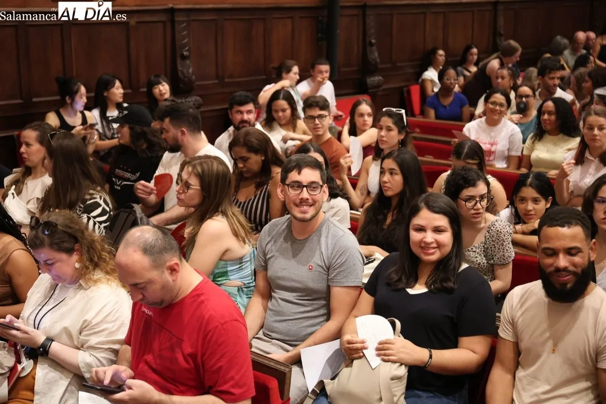 Inauguración en el Paraninfo de los Cursos Internacionales de Verano de la Universidad de Salamanca. Foto de David Sañudo