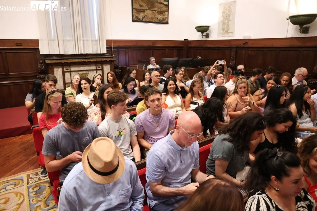 Inauguración en el Paraninfo de los Cursos Internacionales de Verano de la Universidad de Salamanca. Foto de David Sañudo