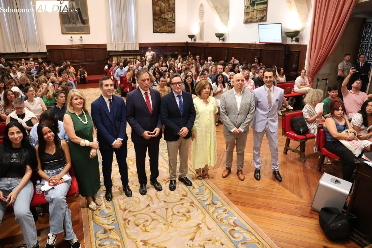 Inauguración en el Paraninfo de los Cursos Internacionales de Verano de la Universidad de Salamanca. Foto de David Sañudo