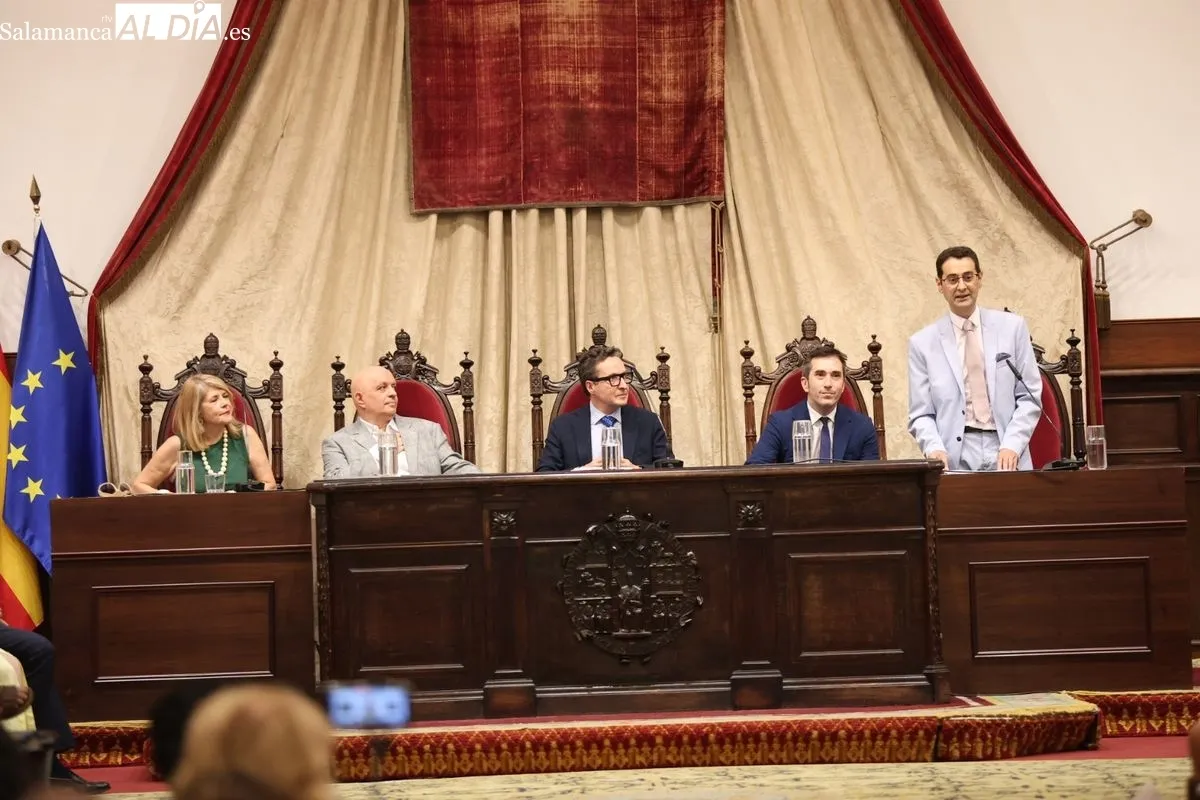 Inauguración en el Paraninfo de los Cursos Internacionales de Verano de la Universidad de Salamanca. Foto de David Sañudo
