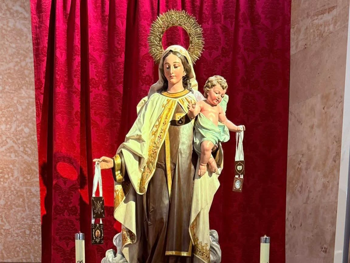 Virgen del Carmen Salamanca: procesión con nuevo paso barroco