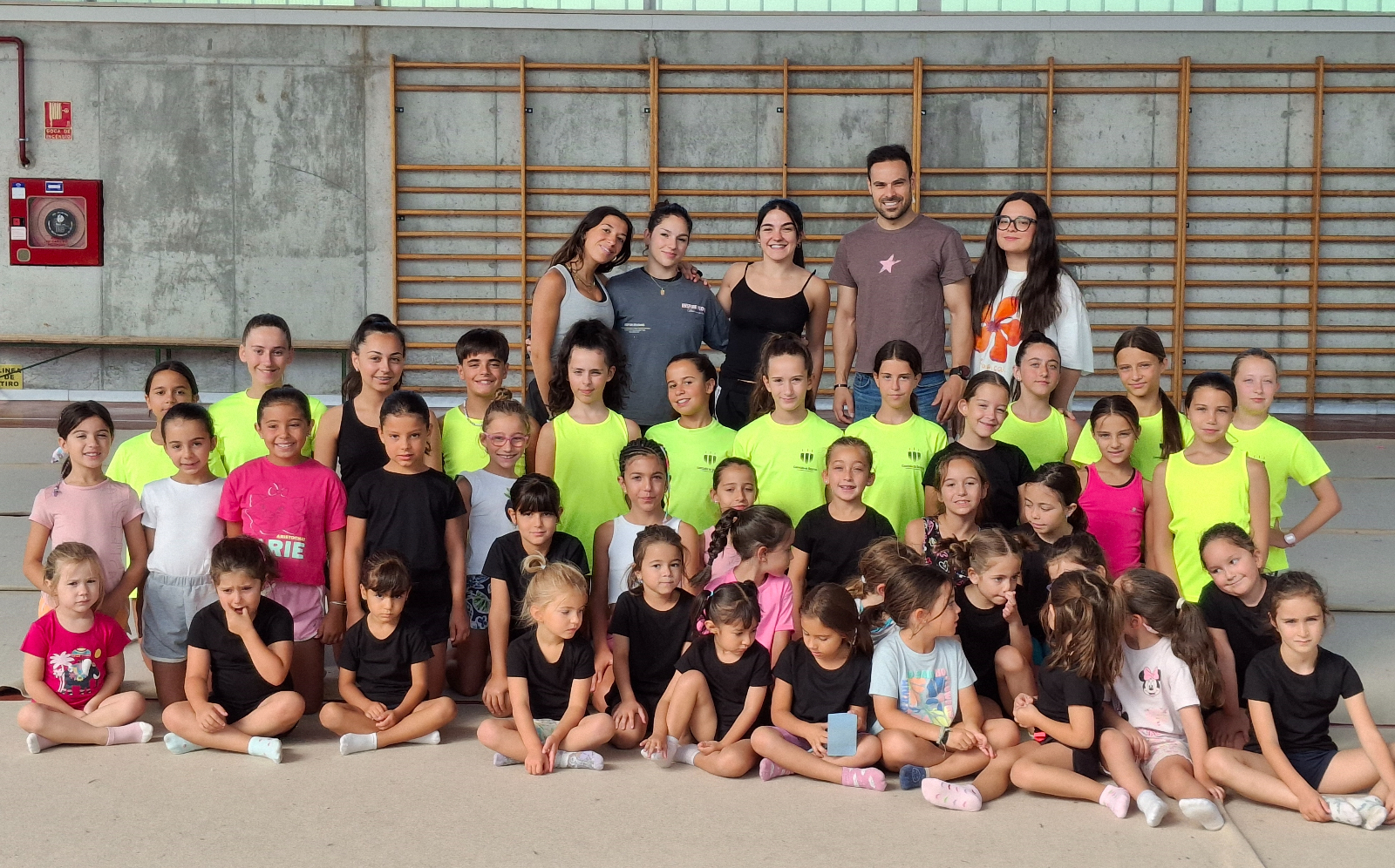La bailarina Ana Martín imparte una sesión en el Campus de Gimnasia Rítmica