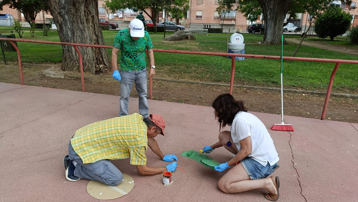 Juegos tradicionales en el parque San Nicolás de Vitigudino