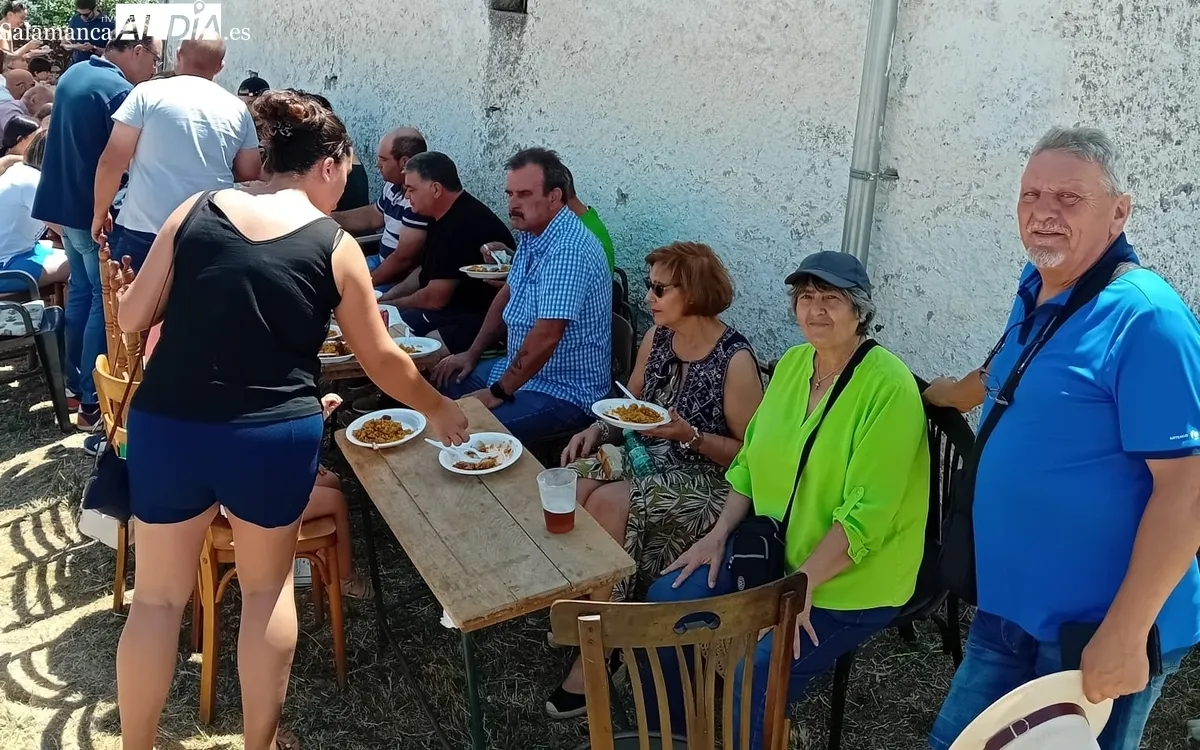 Los vecinos de Grandes no faltaron a la cita con San Blas 