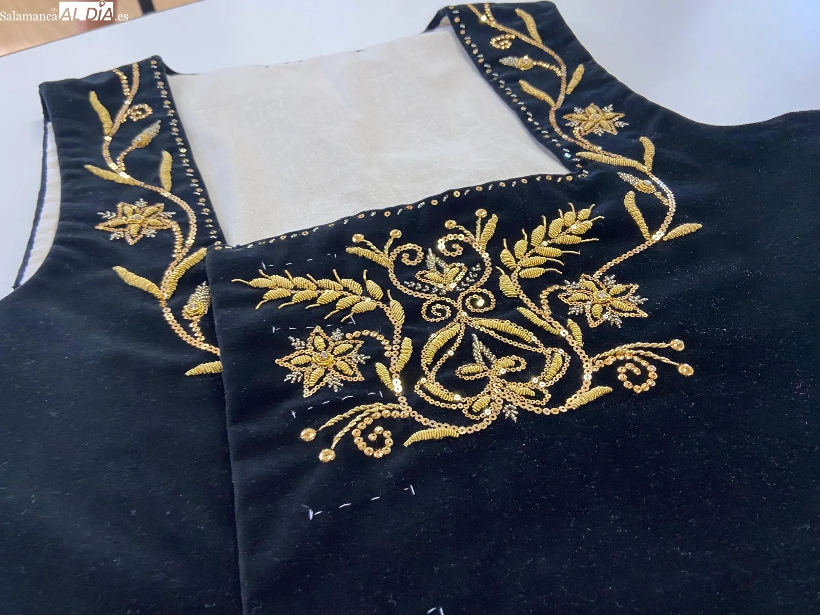 Las obras de arte del bordado. La creación y restauración de piezas únicas | FOTOS: Vanesa Martins 