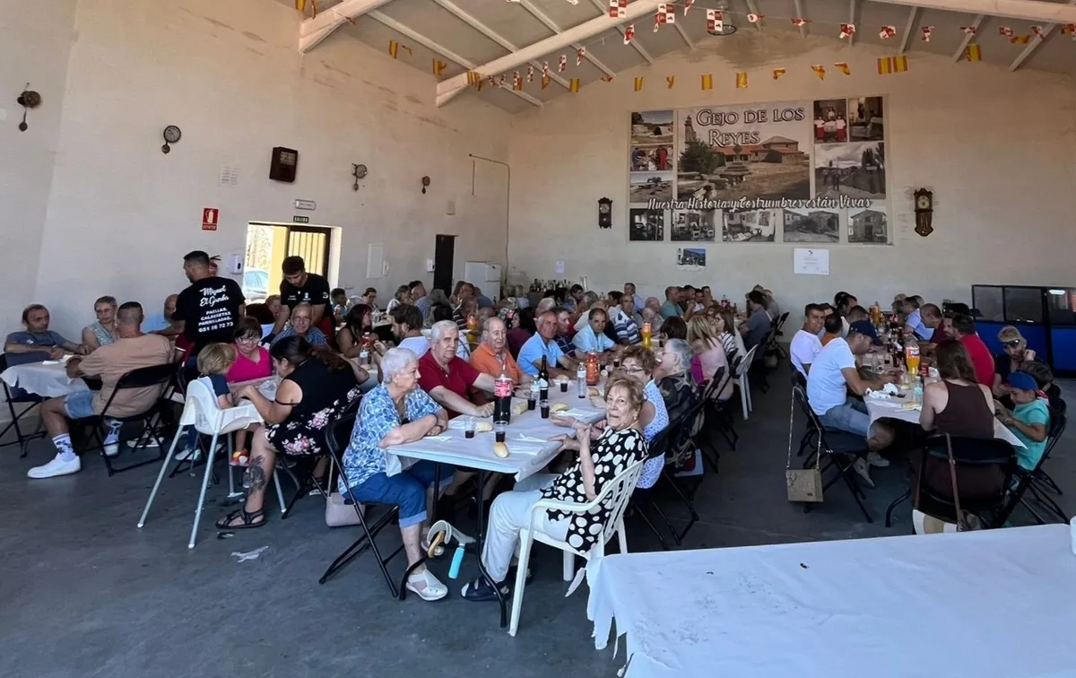 Comida del reencuentro en Gejo de los Reyes