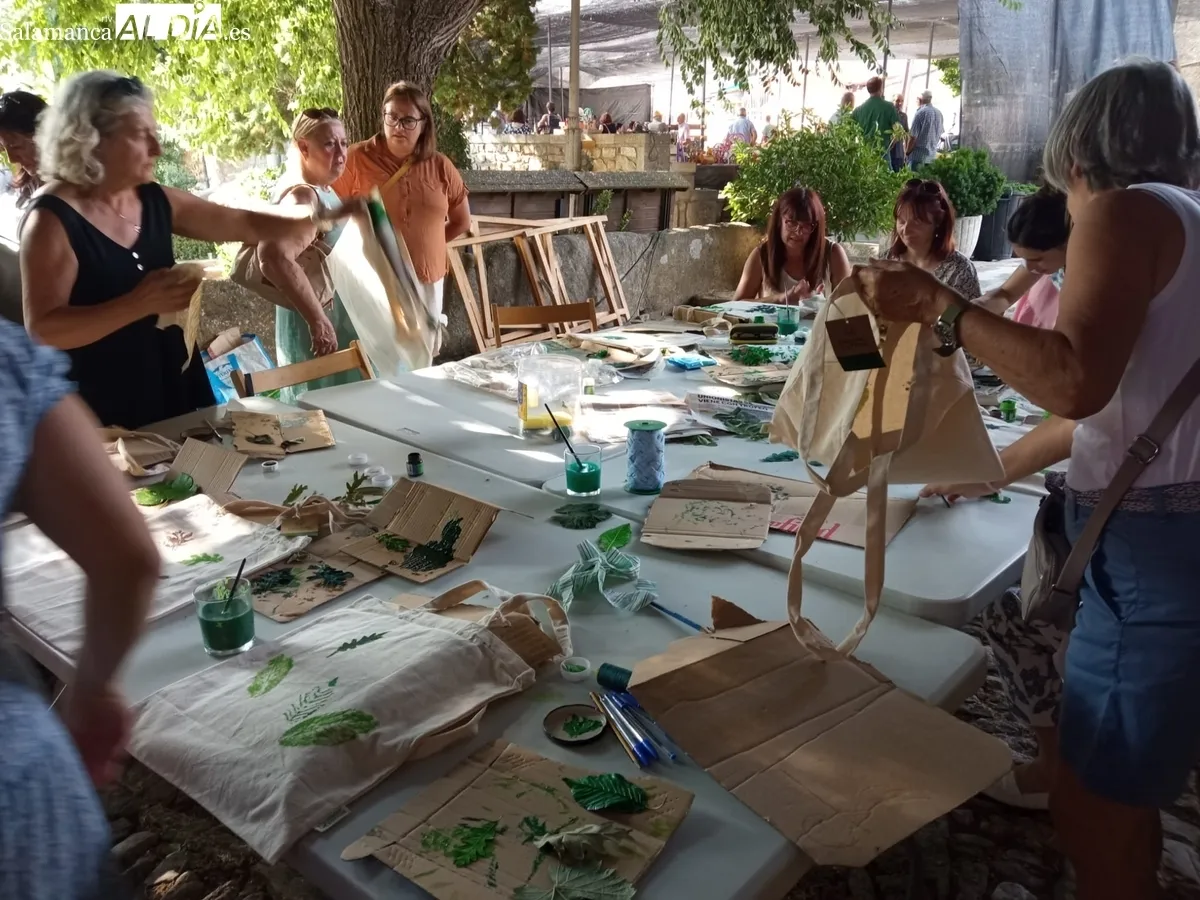 Talleres participativos llenaron la tarde en Monleras