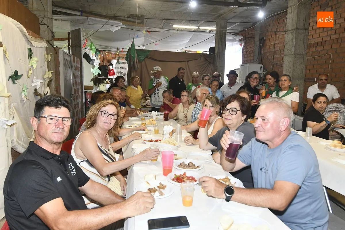 Foto 14 - Las pe&ntilde;as despiden las fiestas de San Buenaventura en Moraleja