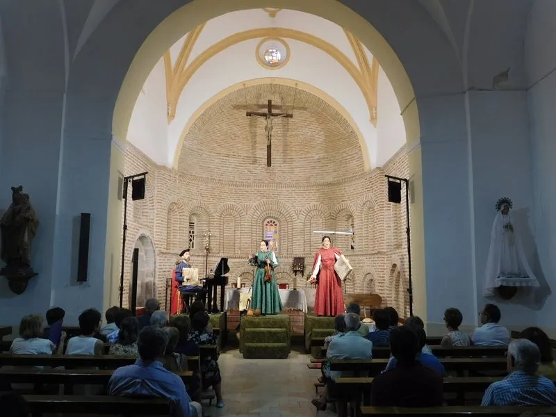 Foto 11 - El arte mud&eacute;jar de Gajates se convierte en escenario y protagonista de 'Arcos y Ecos'