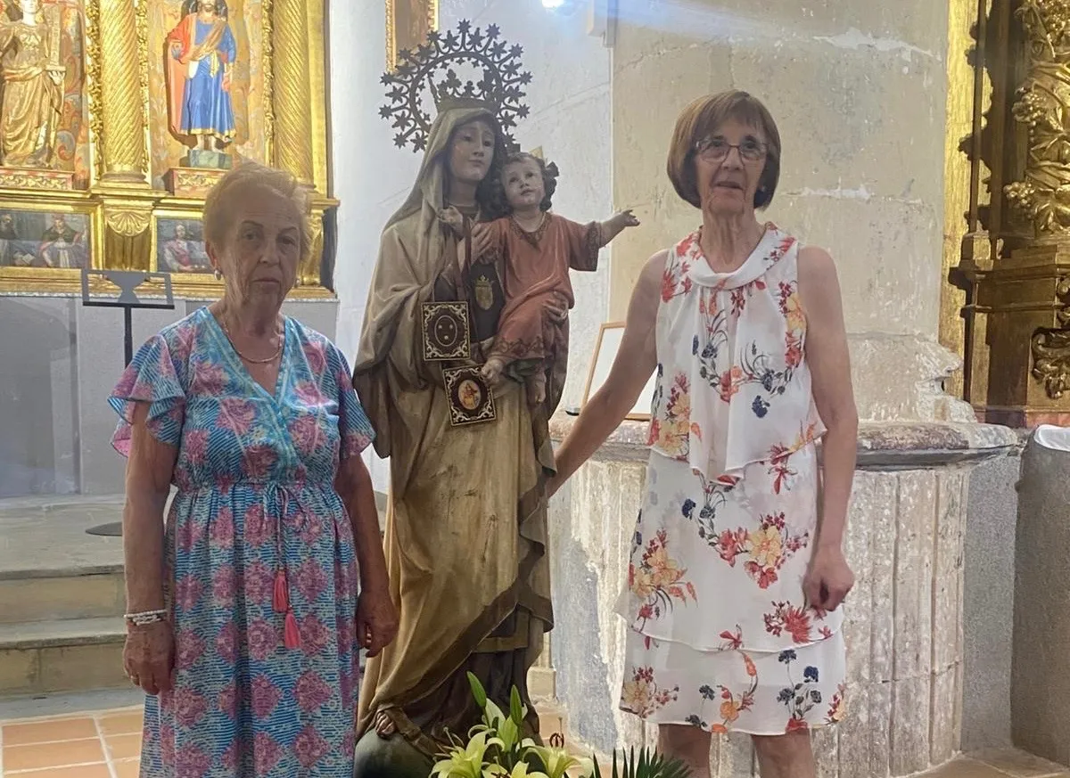 Foto 5 - La asociaci&oacute;n de mujeres de El Campo de Pe&ntilde;aranda vive su tradicional fiesta anual