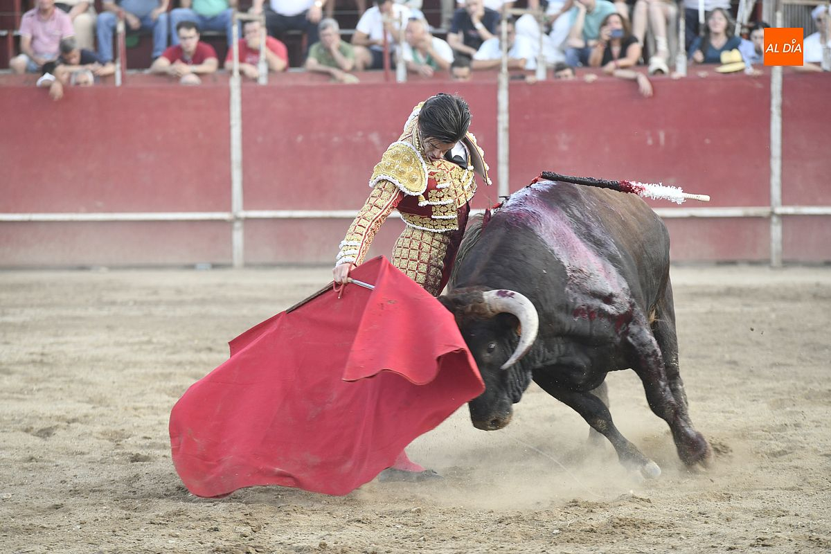 Puerta Grande para los tres diestros en la jornada dominical de San Buenaventura Moraleja