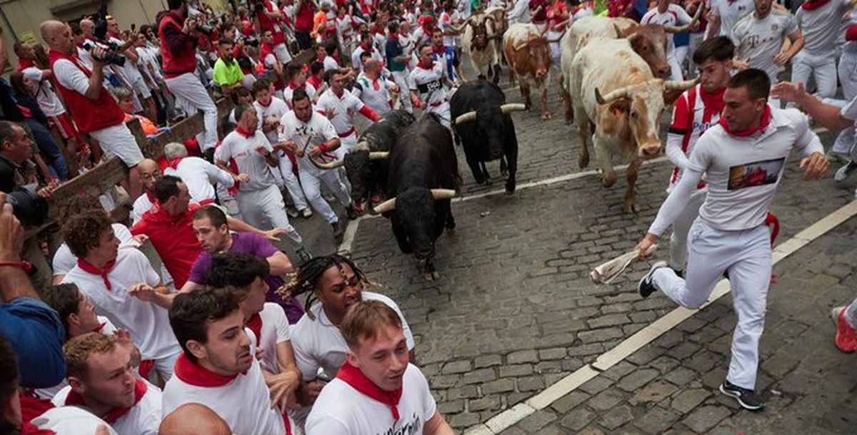 VÍDEO | Cuarto encierro San Fermín 2025: el más rápido y limpio con Victoriano del Río