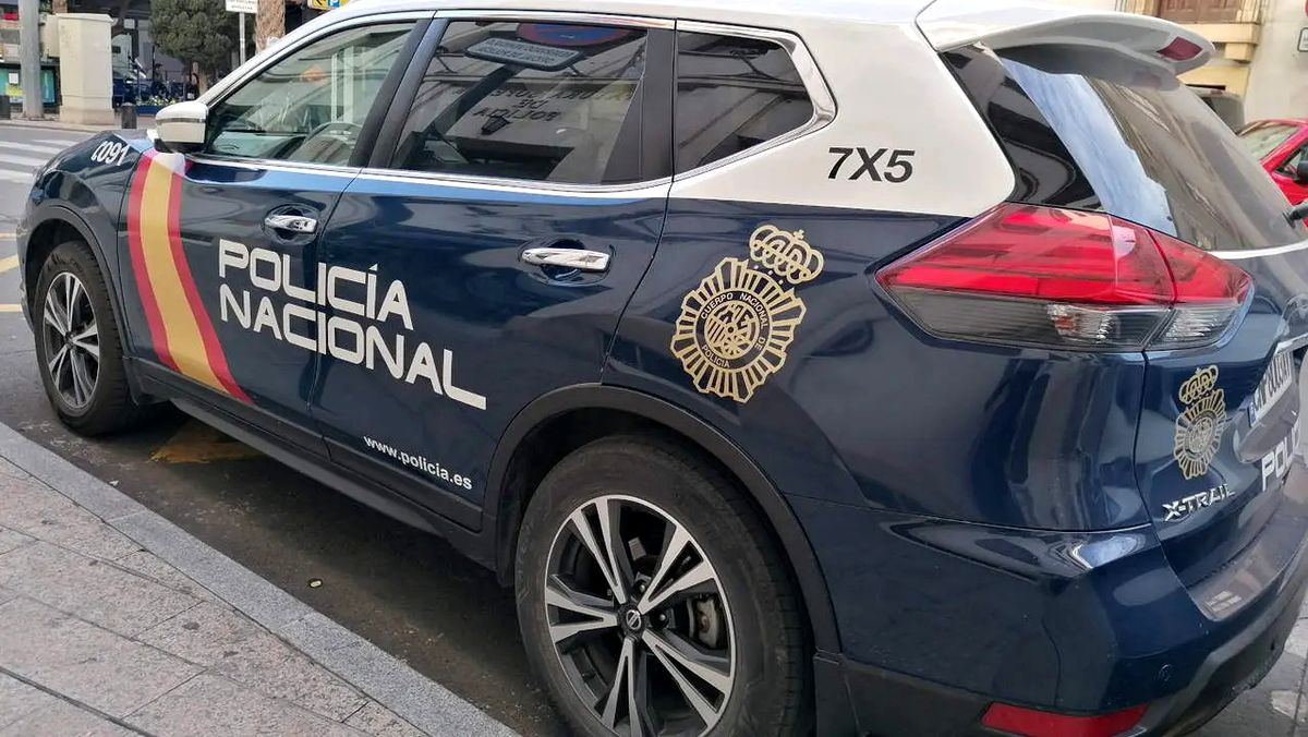 Detenidos en Salamanca dos jóvenes por robar en una taquilla y usar la tarjeta