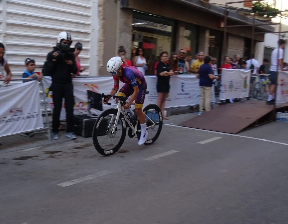El Mirat Team brilla en los Campeonatos de España con un botín de siete medallas