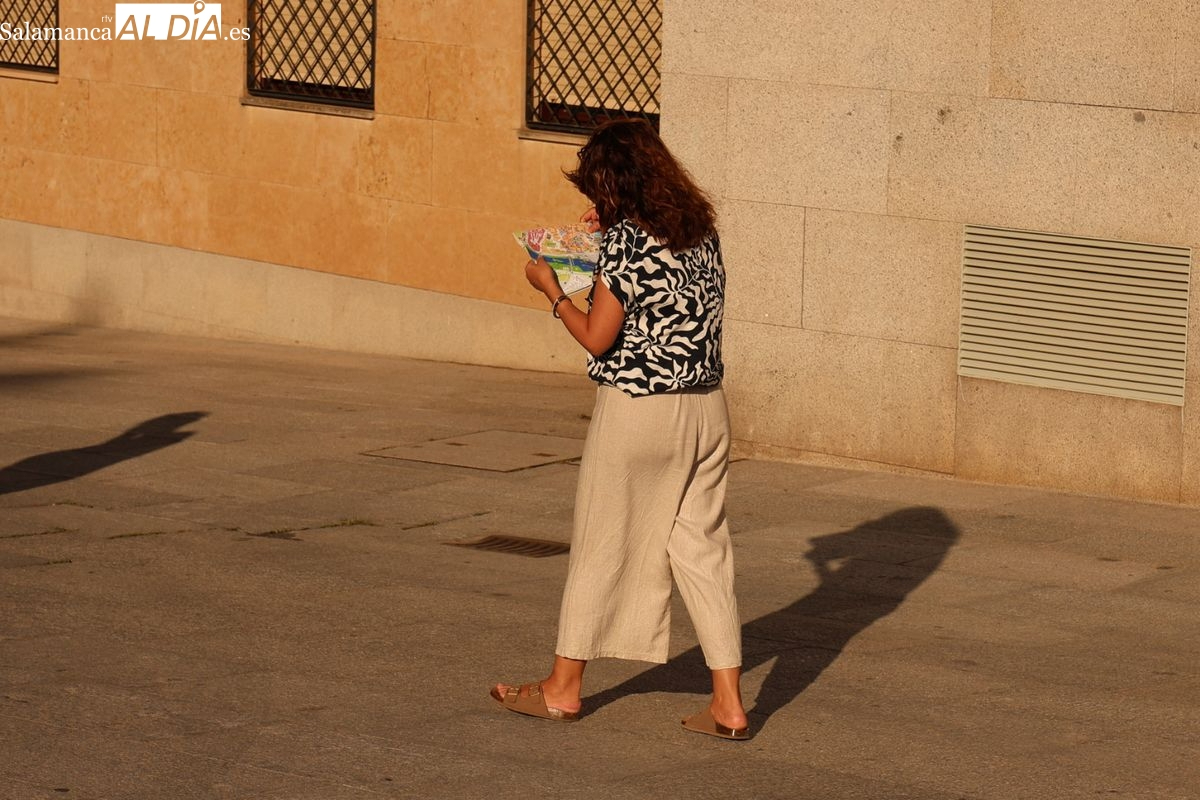 Final de semana menos caluroso aunque con máximas veraniegas 