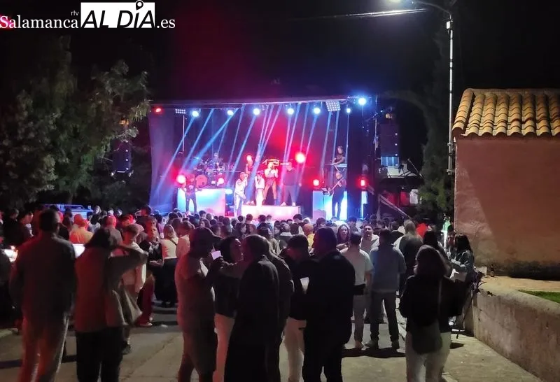 Foto 5 - Santa In&eacute;s despide un exitoso fin de semana festivo con una jornada de hermandad y cultura