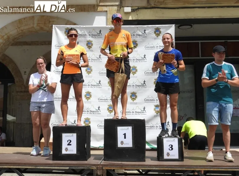Foto 3 - La Escuela de Triatl&oacute;n Salmantina arrasa en el podio del Triatl&oacute;n de Alba de Tormes