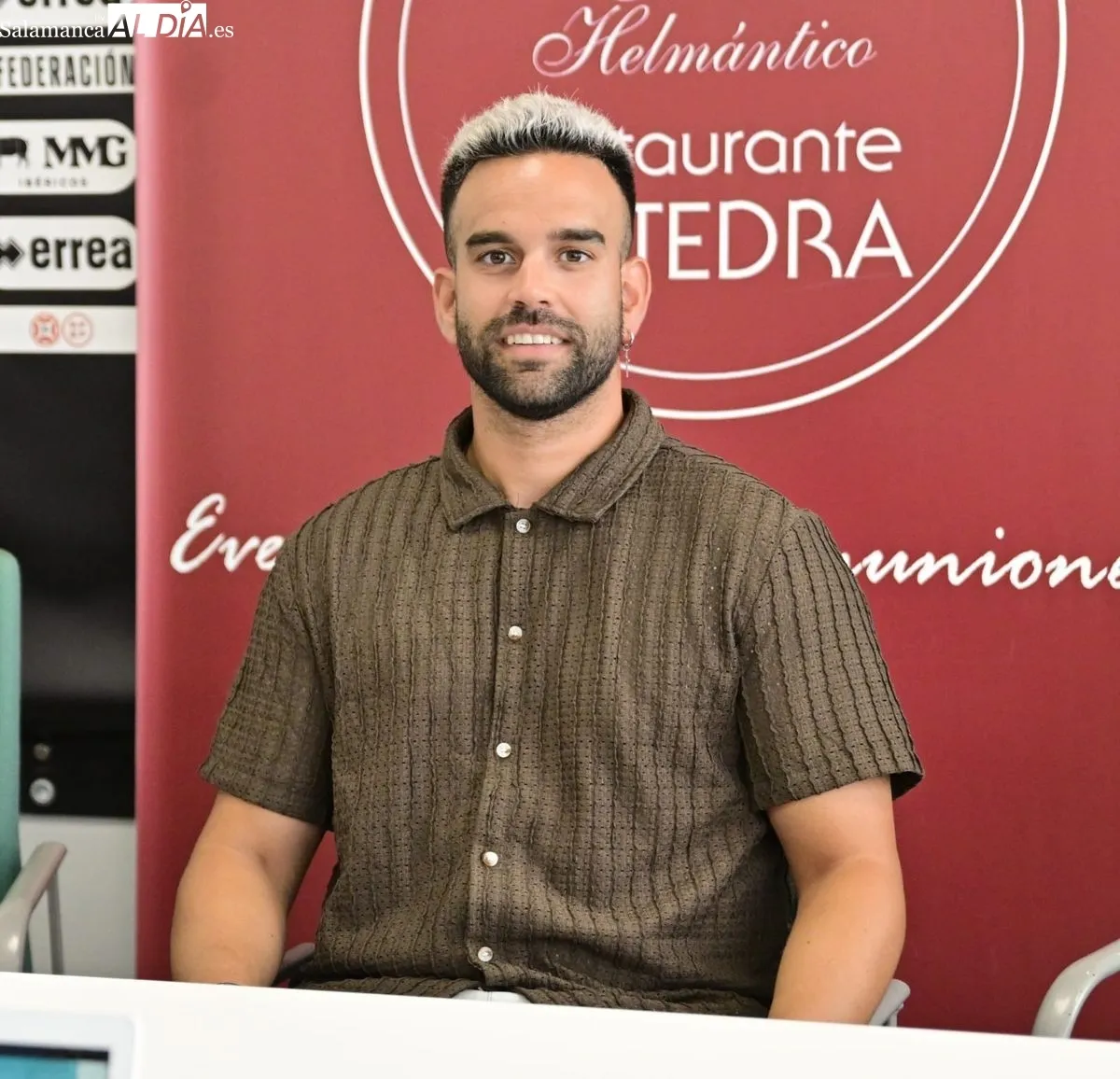 Foto 2 - Aar&oacute;n Pi&ntilde;&aacute;n y Juanma Valent&iacute;n, presentados como nuevos jugadores de Unionistas de Salamanca