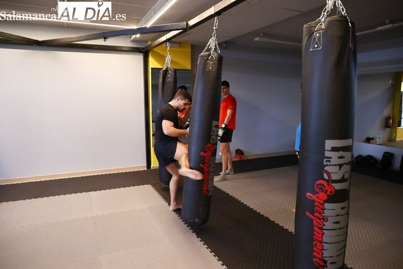 Si hace mucho calor o estamos de vacaciones, no pasa nada por bajar un poco el ritmo: los consejos de Richard Huerta para entrenar en plena ola