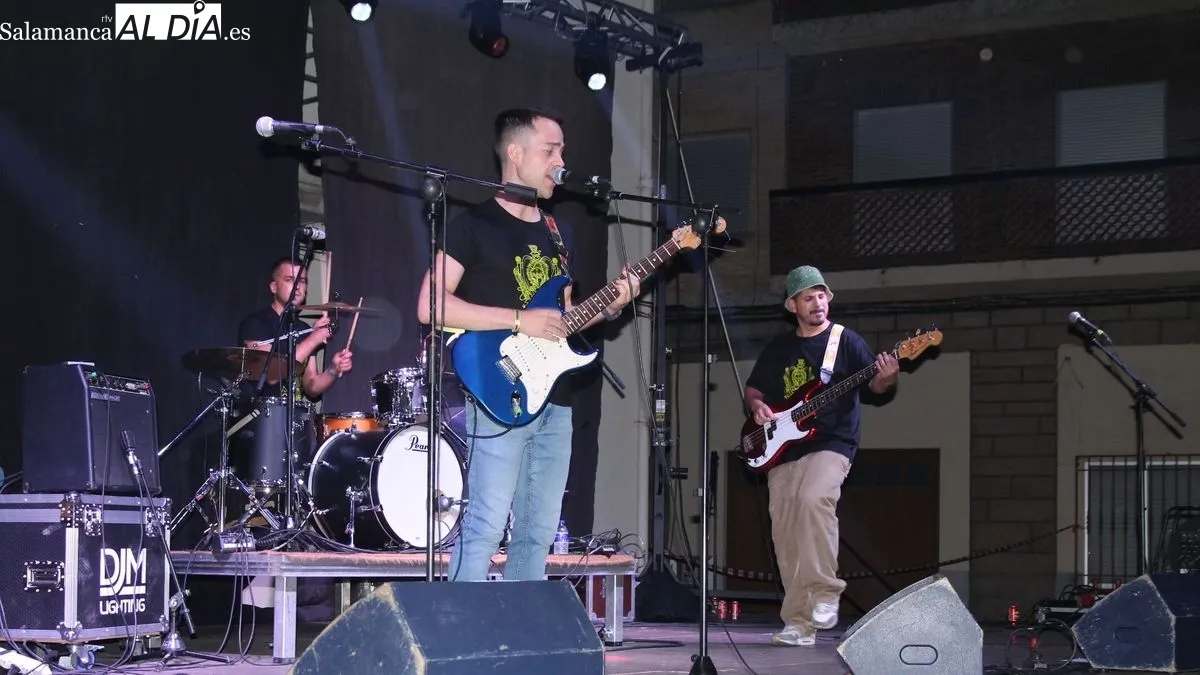Foto 6 - Lumbrales recupera el rock en directo con el Arrirock 2025