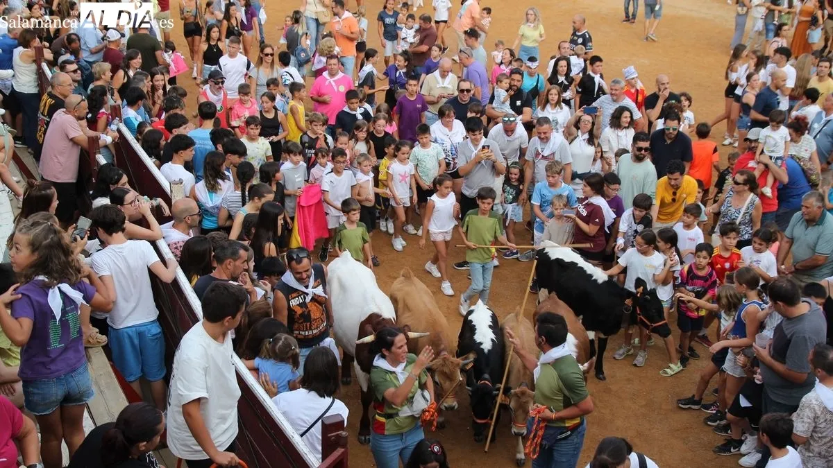 Foto 3 - Diversi&oacute;n, emoci&oacute;n y alegr&iacute;a en la celebraci&oacute;n del D&iacute;a del Ni&ntilde;o en Lumbrales