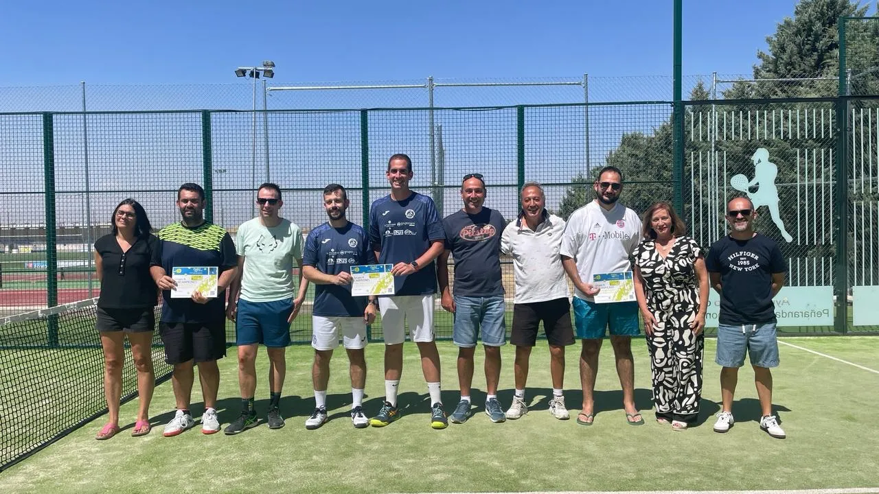 Foto 3 - &Eacute;xito de participaci&oacute;n y gran ambiente para el Torneo Ferias y Fiestas de Padel