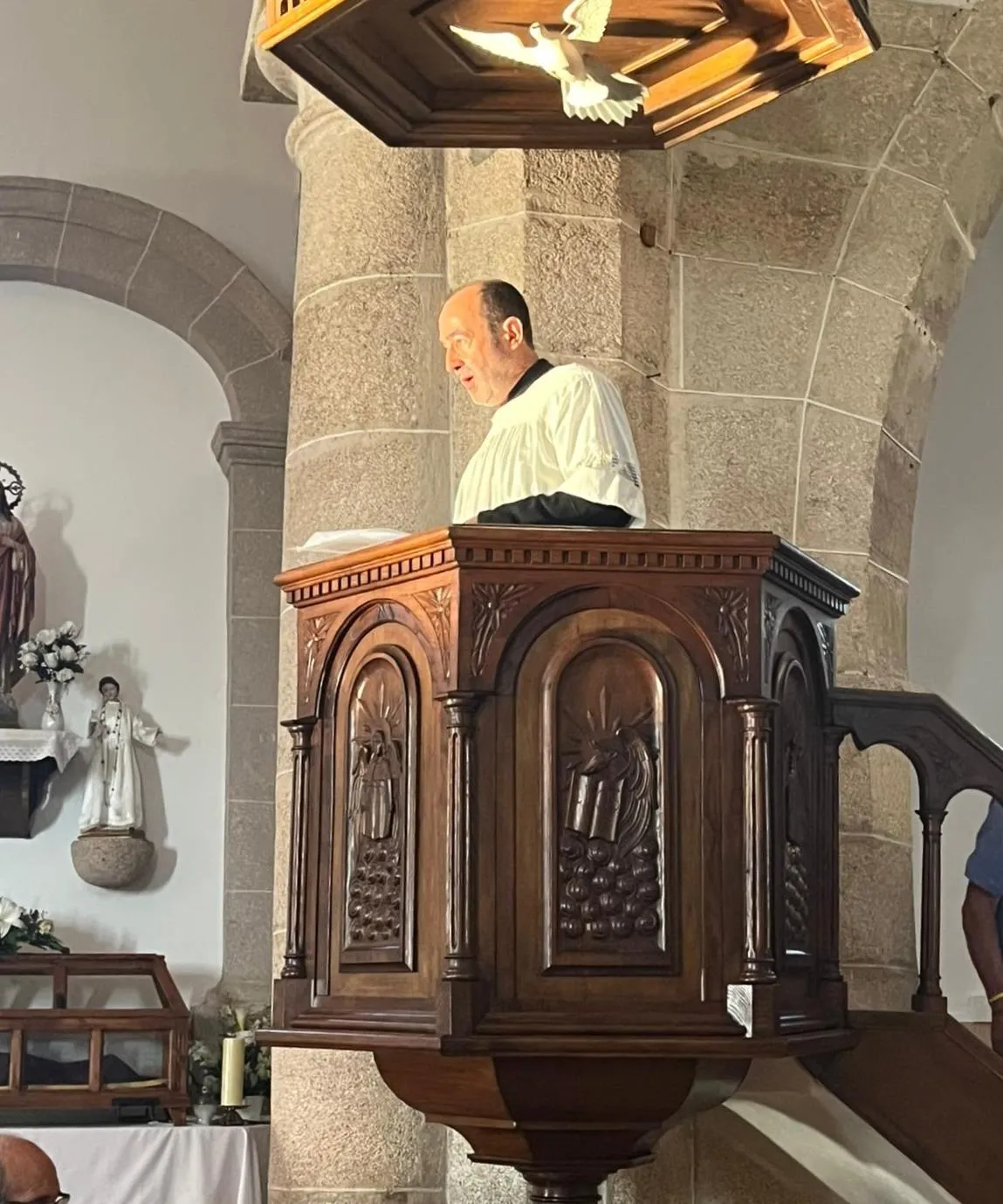 Foto 5 - Los vecinos de Ituero de Azaba escenifican la historia de su Iglesia con motivo de su V Centenario