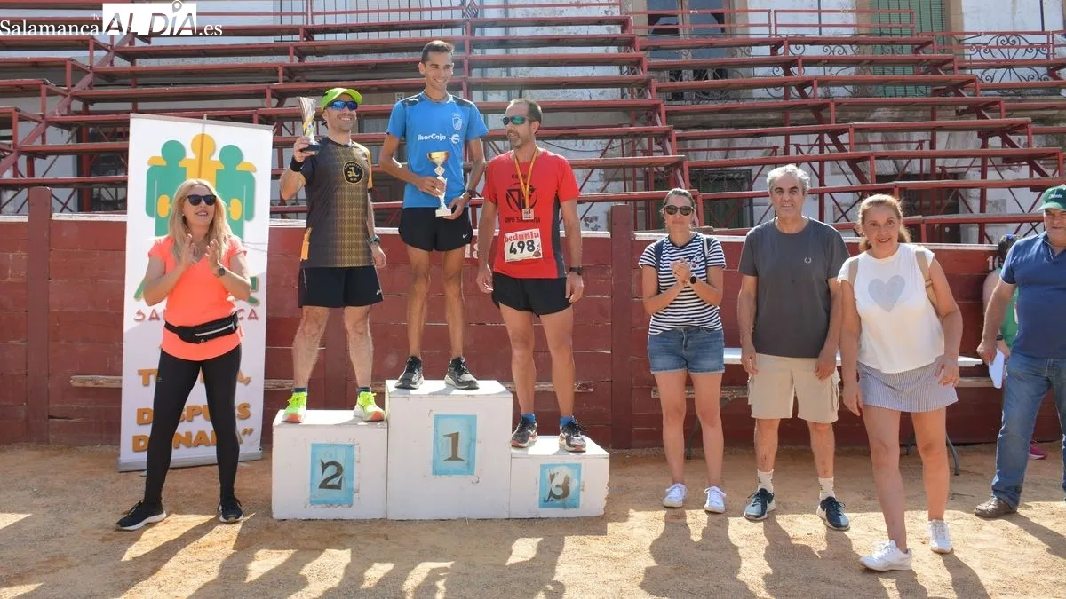 La carrera Toromaratón ha tenido como salida y meta el coso taurino